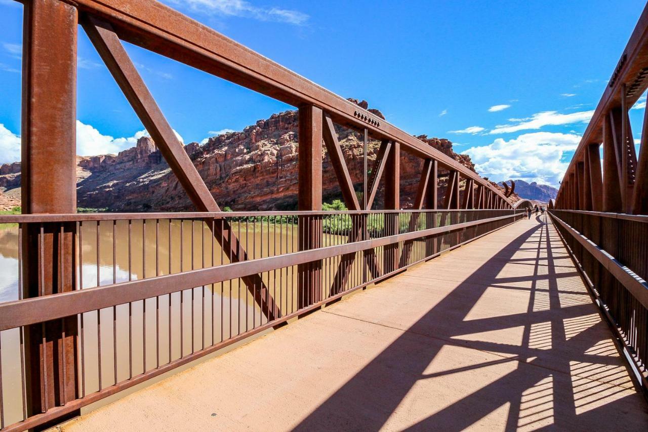 Creekside Cowa-Bungalow! Hotel Moab Exterior foto