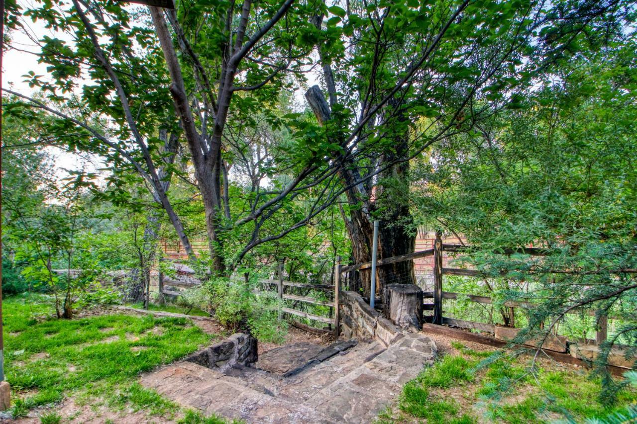 Creekside Cowa-Bungalow! Hotel Moab Exterior foto